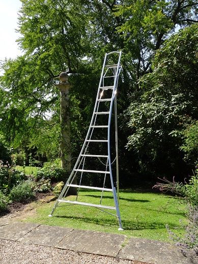 Henchman Platform Tripod Ladders 3 Adjustable Legs Orchard Ladders
